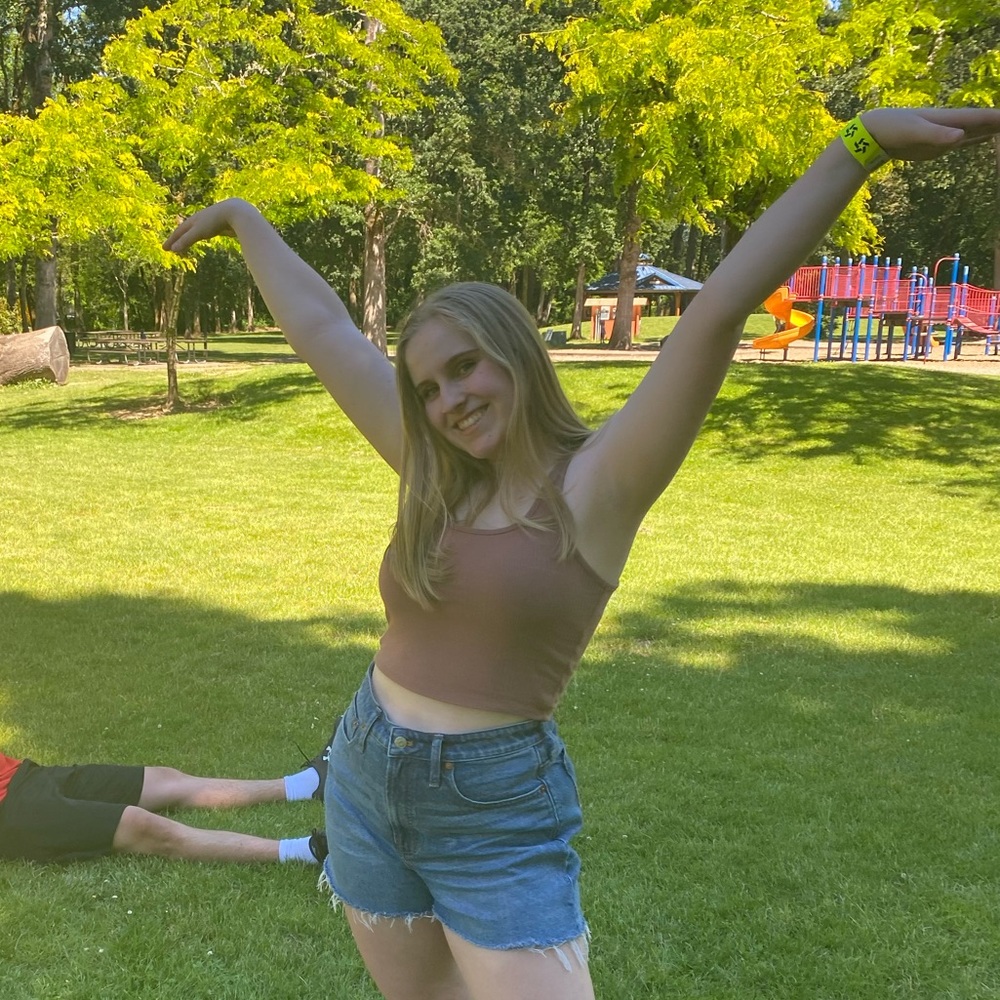 Meet your Posher, Maddy